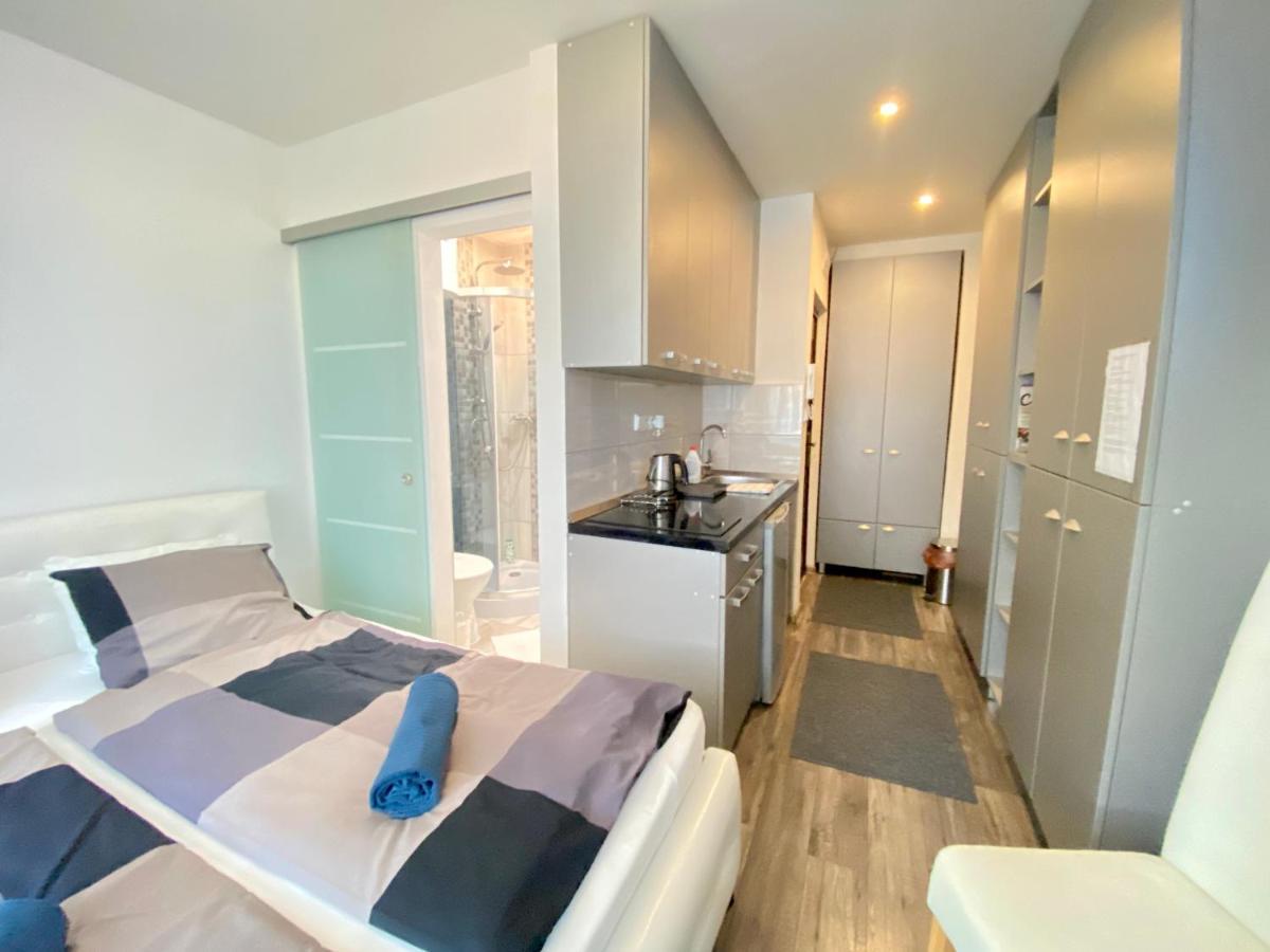 24 Hour-Self Check-In Apartment Namestie Svaeteho Egidia โปปรัด ภายนอก รูปภาพ